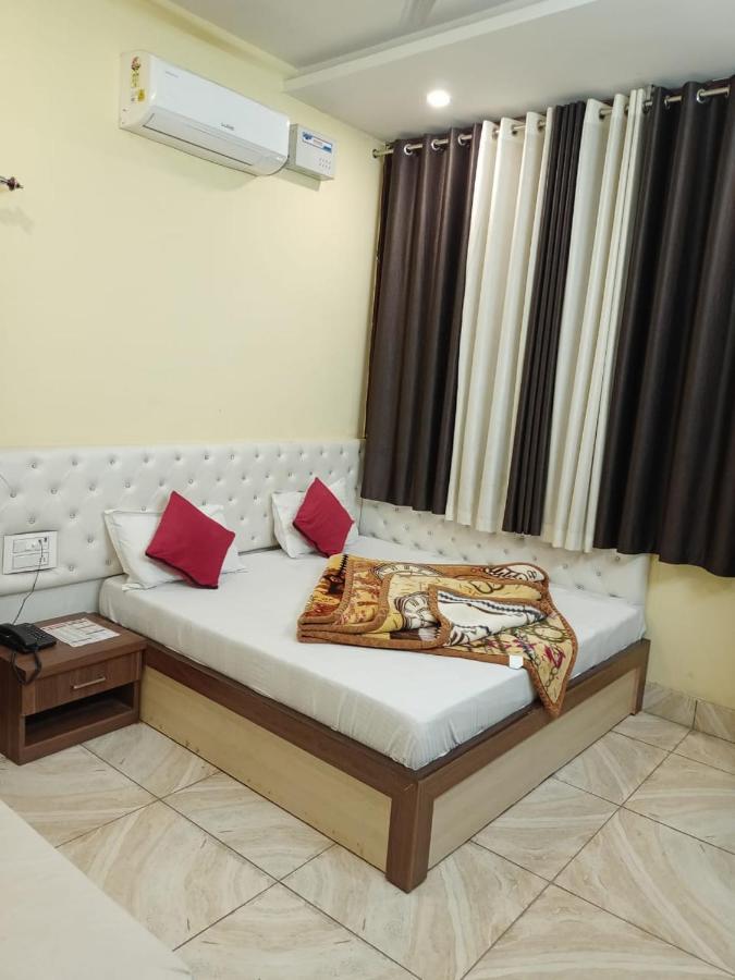 Hotel Vinayak Inn Haridwar Ngoại thất bức ảnh